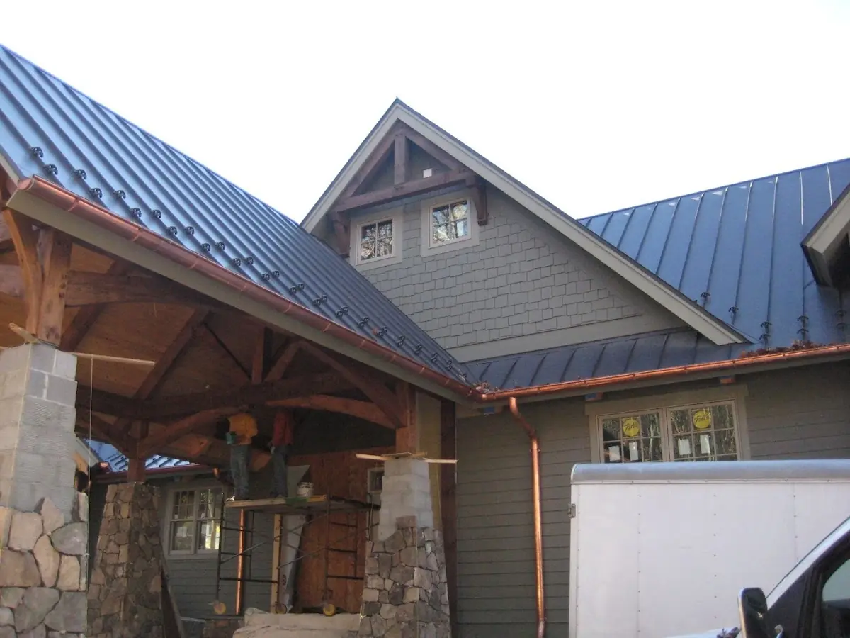 Craftsman Roofing team delivering quality roofing work in Elm Hill